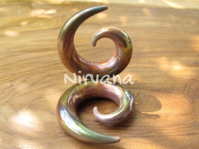 1 Pair (2 Pieces) Antique Metallic Earth Glass Spirals