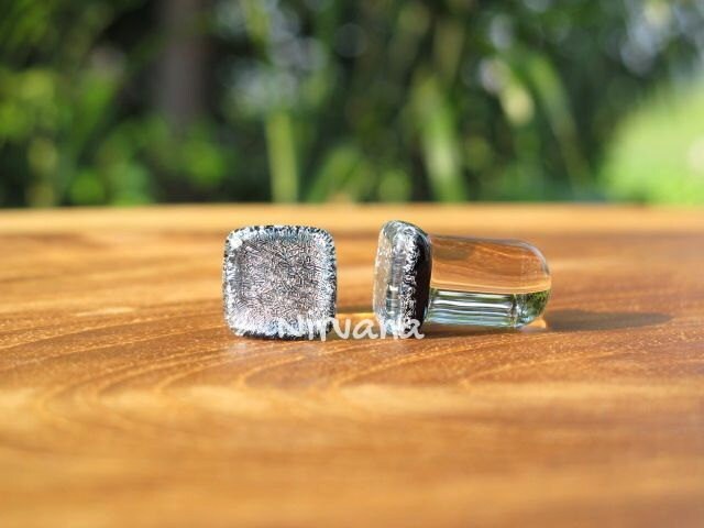 1 Pair (2 Pieces) Square Shaped Dark Silver Dichroic Glass Plugs