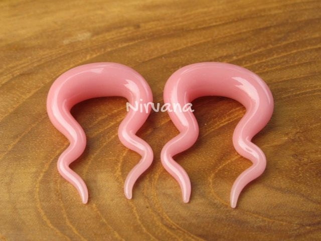 1 Pair (2 Pieces) Solid Color Pink Double Omega Ear Shapes Spirals