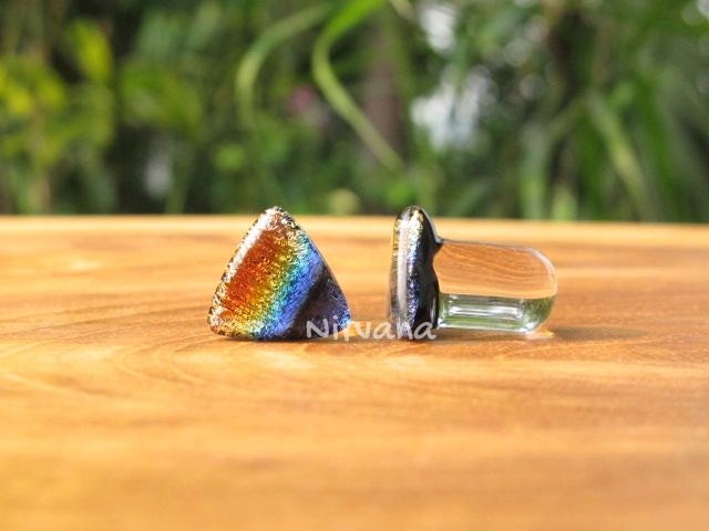 1 Pair (2 Pieces) Triangle Shaped Aquatic Rainbow Dichroic Glass Plugs