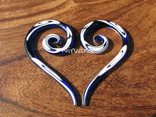 1 Pair (2 Pieces) Blue & White Tribal Swirl Pattern Thai Super Spirals Glass