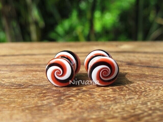 1 Pair (2 Pieces) Black, Red & White Striped Candy Spiral Glass Plugs