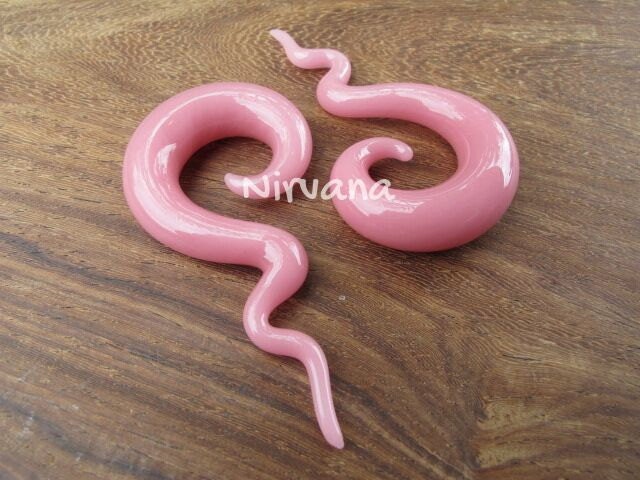1 Pair (2 Pieces) Solid Color Pink Spiral Drops