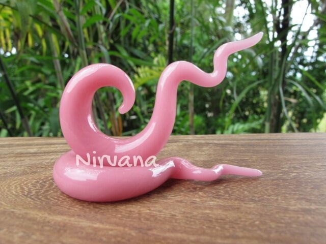 1 Pair (2 Pieces) Solid Color Pink Spiral Drops
