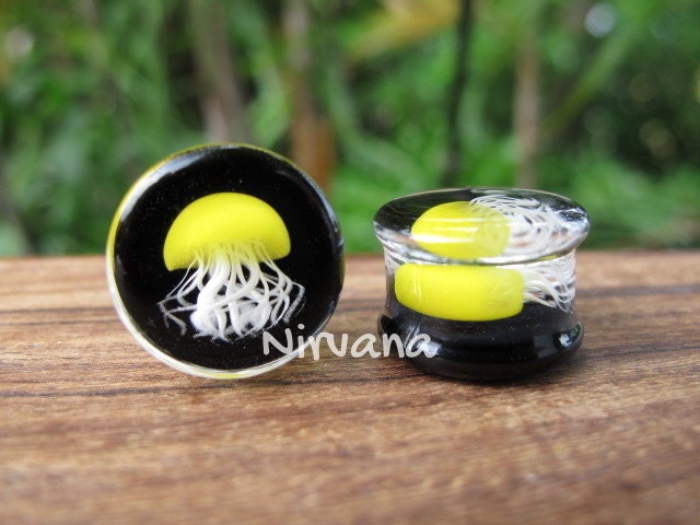 1 Pair (2 Pieces) Pyrex Glass Neon Yellow Jellyfish Plugs Black Background