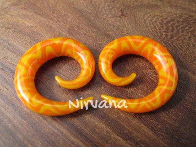 1 Pair (2 Pieces) Orange & Yellow Snake Classic Spirals Glass