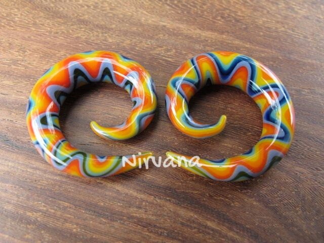 1 Pair (2 Pieces) Rainbow Snake Classic Spirals Glass