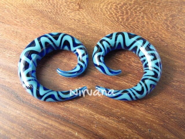 1 Pair (2 Pieces) Sky Blue & Cobalt Snake Classic Spirals Glass