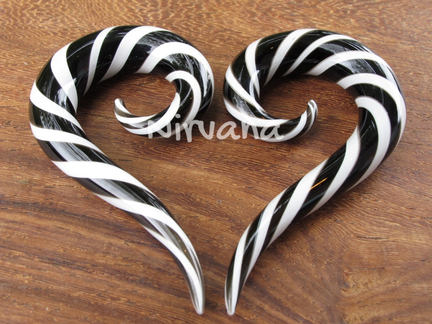 1 Pair (2 Pieces) Black & White Twists Thai Spirals Glass