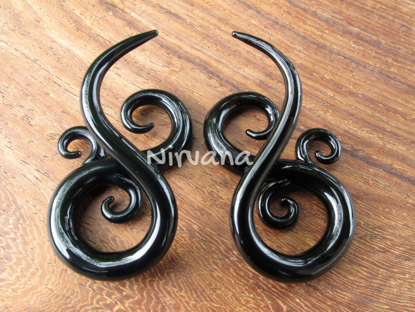 1 Pair (2 Pieces) Solid Black Color Bonita Ear Spirals