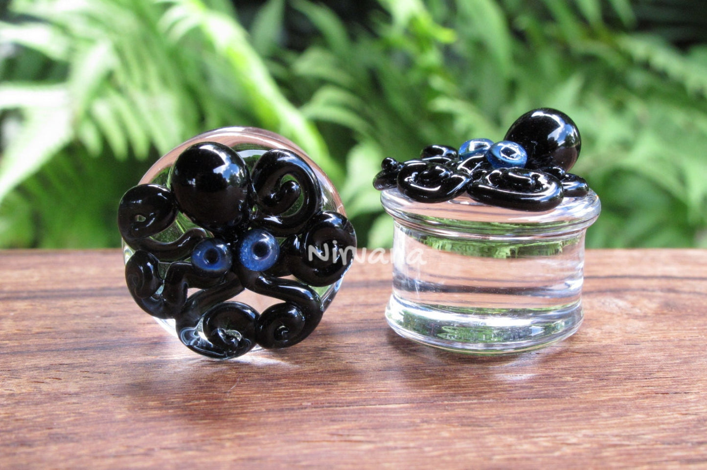 1 Pair (2 Pieces) Black Octopus on Clear Plugs Pyrex Glass
