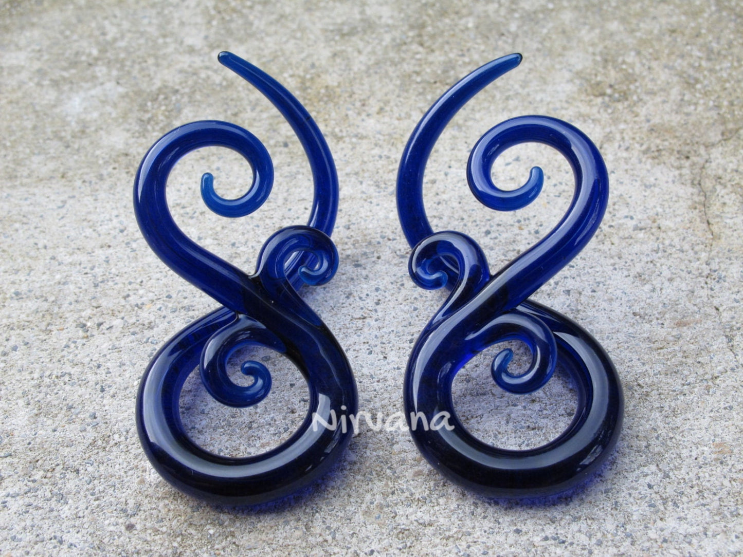 1 Pair (2 Pieces) Cobalt Blue Bonita Ear Spirals