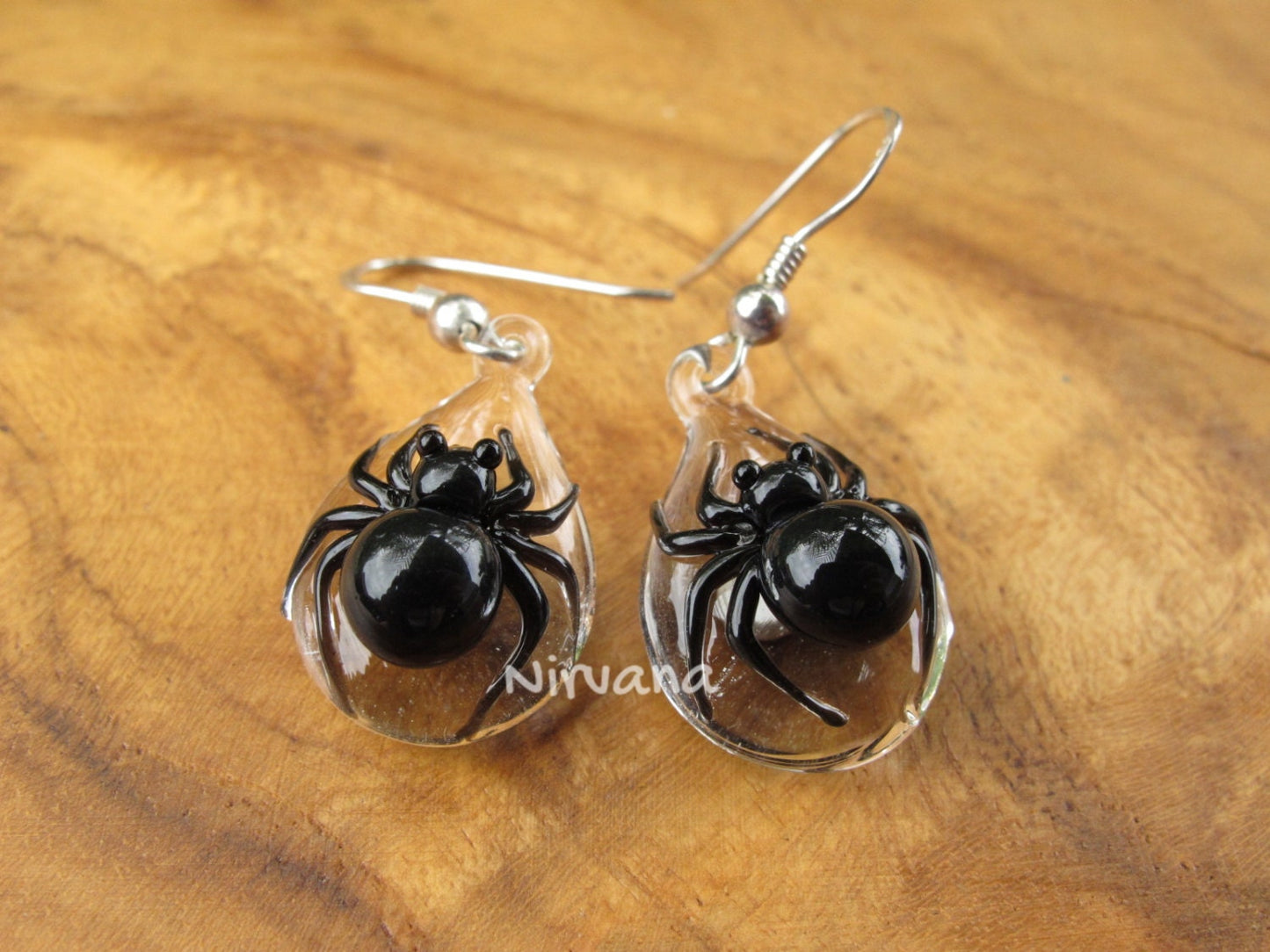 1 Pair - Custom Made Glass Black Widow Spider Hanging Earrings