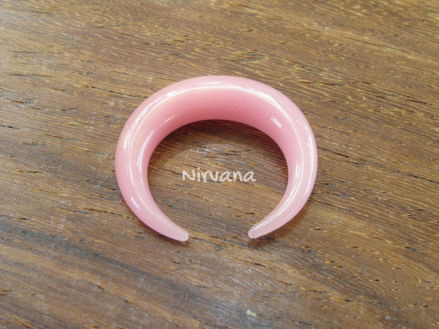 1 Pair (2 Pieces) Glass Solid Pink Septum Pinchers