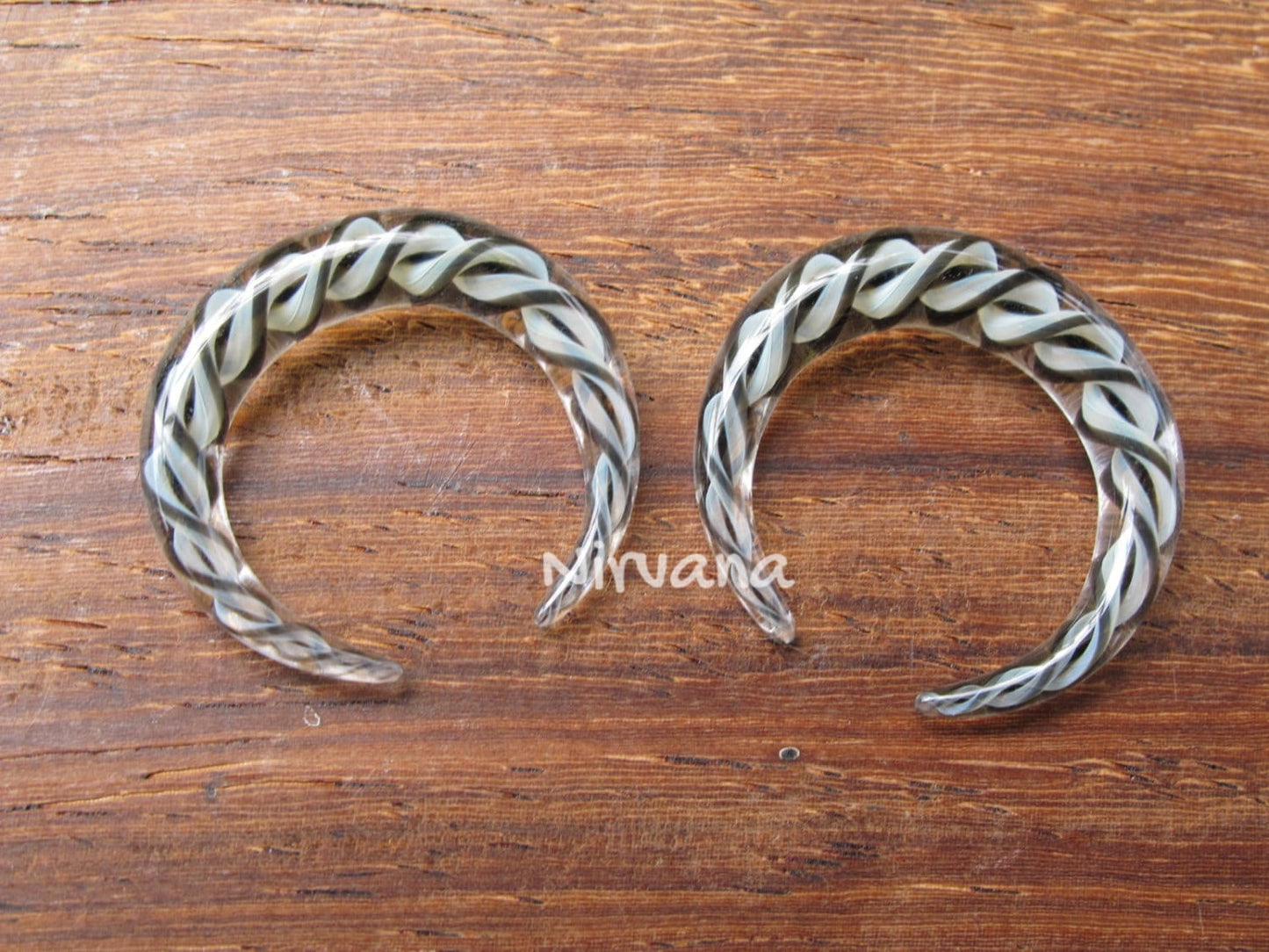 1 Pair (2 Pieces) Glass Real Silver & Black Encased Twist Septum Pinchers