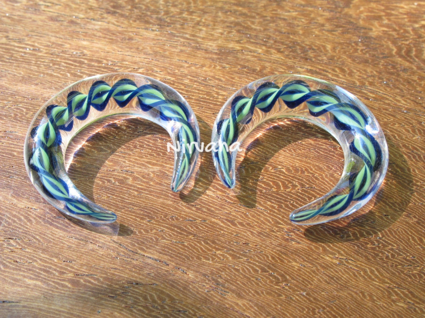 1 Pair (2 Pieces) Glass Cobalt Blue & Jade Green Encased Twist Septum Pinchers
