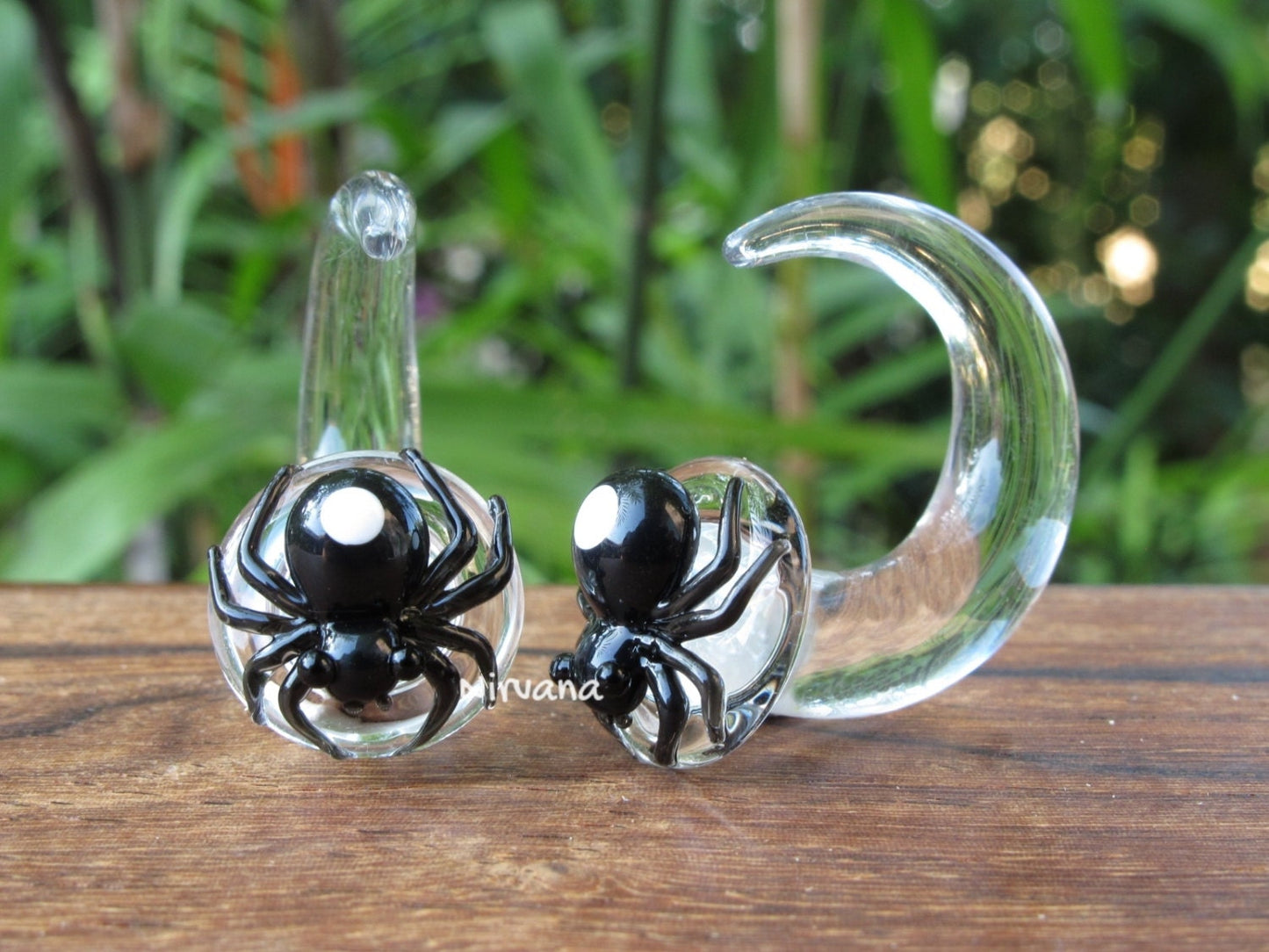 1 Pair (2 Pieces) Black Widow Spider with White Spots Glass Claw