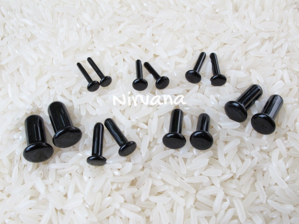 8 Pairs (16 Pieces) Black or other Color Single Flared Glass Plugs Stretching Set