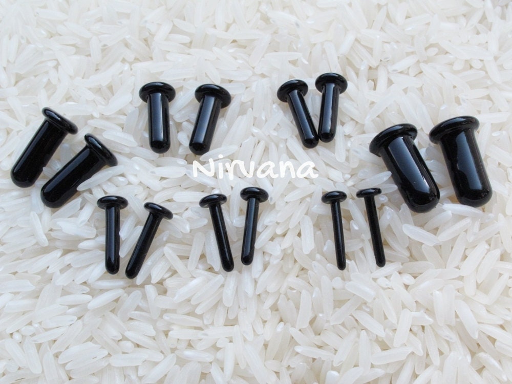 8 Pairs (16 Pieces) Black or other Color Single Flared Glass Plugs Stretching Set
