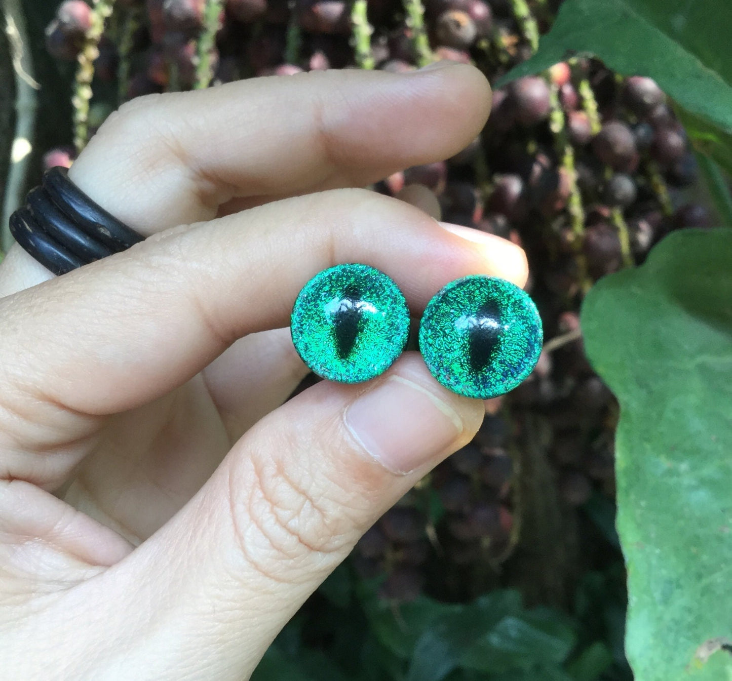 1 Pair (2 Pieces) Dichroic Green Cat Eye Plugs Pyrex Glass