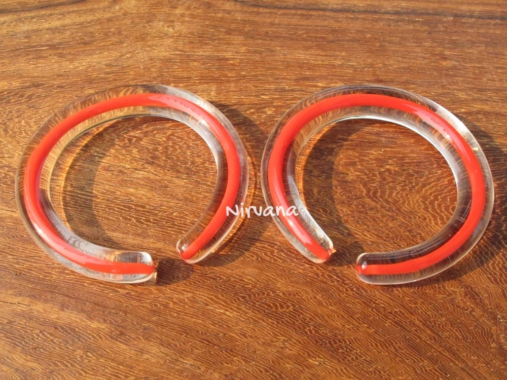 1 Pair (2 Pieces) Nirvana's Encased Red Glass Hoops