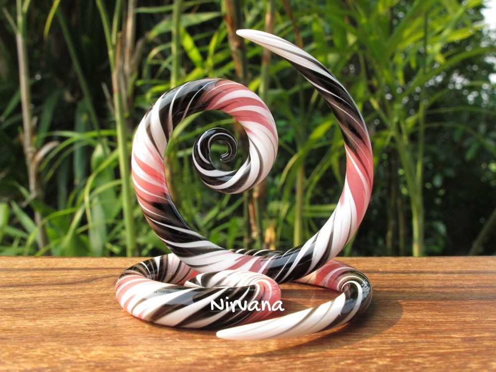 1 Pair (2 Pieces) Black, Pink & White Free Style Super Spirals Glass