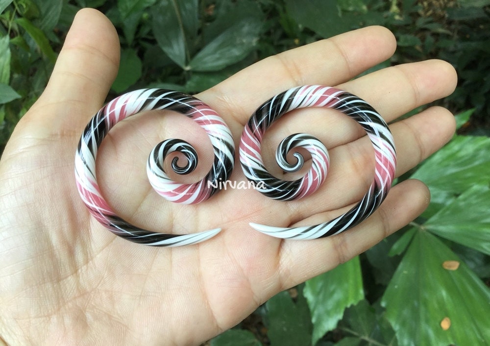 1 Pair (2 Pieces) Black, Pink & White Free Style Super Spirals Glass