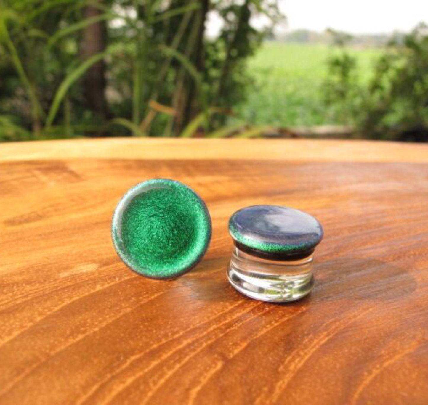 1 Pair (2 Pieces) Emerald Green Dichroic Glass Plugs