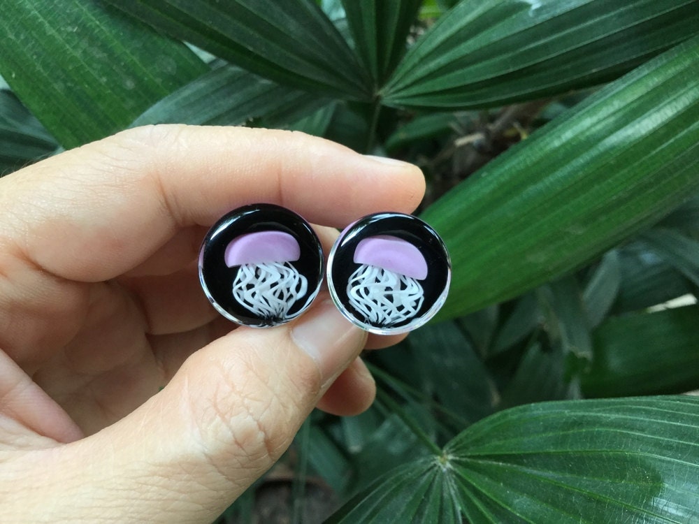 1 Pair (2 Pieces) Pyrex Glass Mauve Purple Jellyfish Plugs Black Background