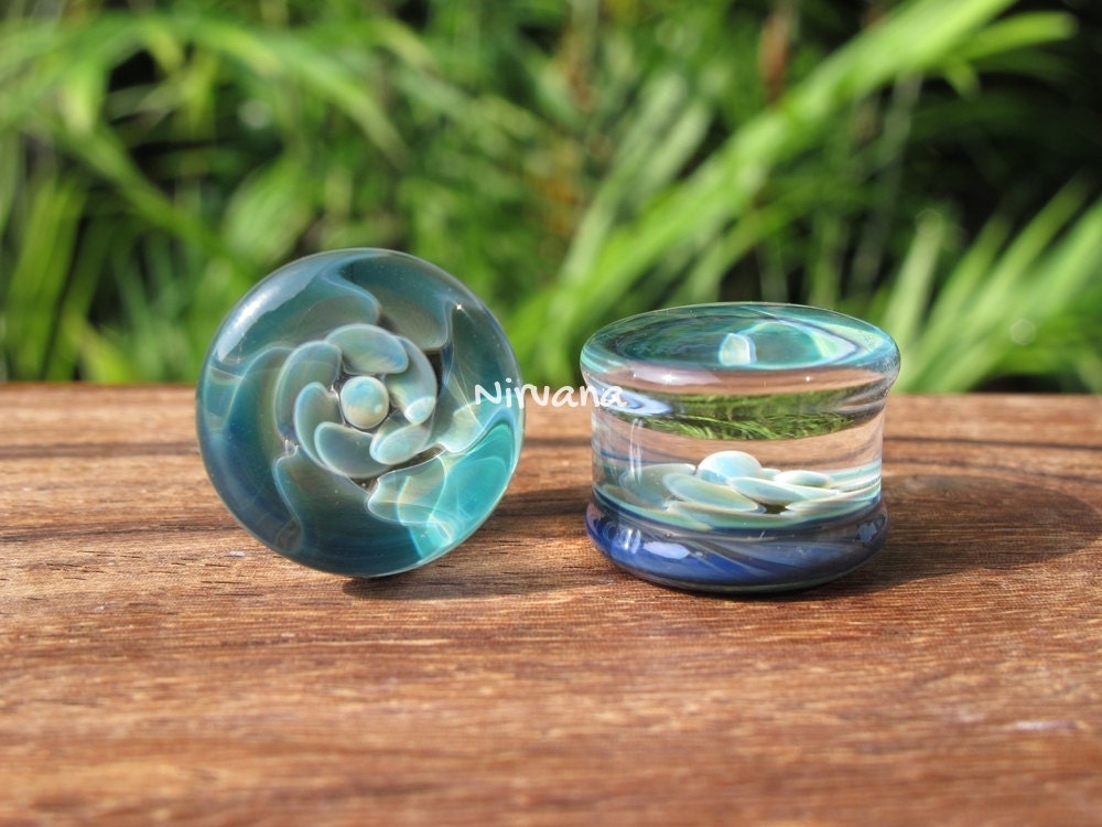 1 Pair (2 Pieces) Ocean Flower Plugs Pyrex Glass Gauges
