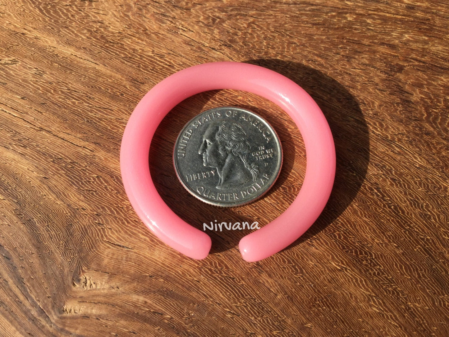1 Pair (2 Pieces) Nirvana's Pink Glass Hoops