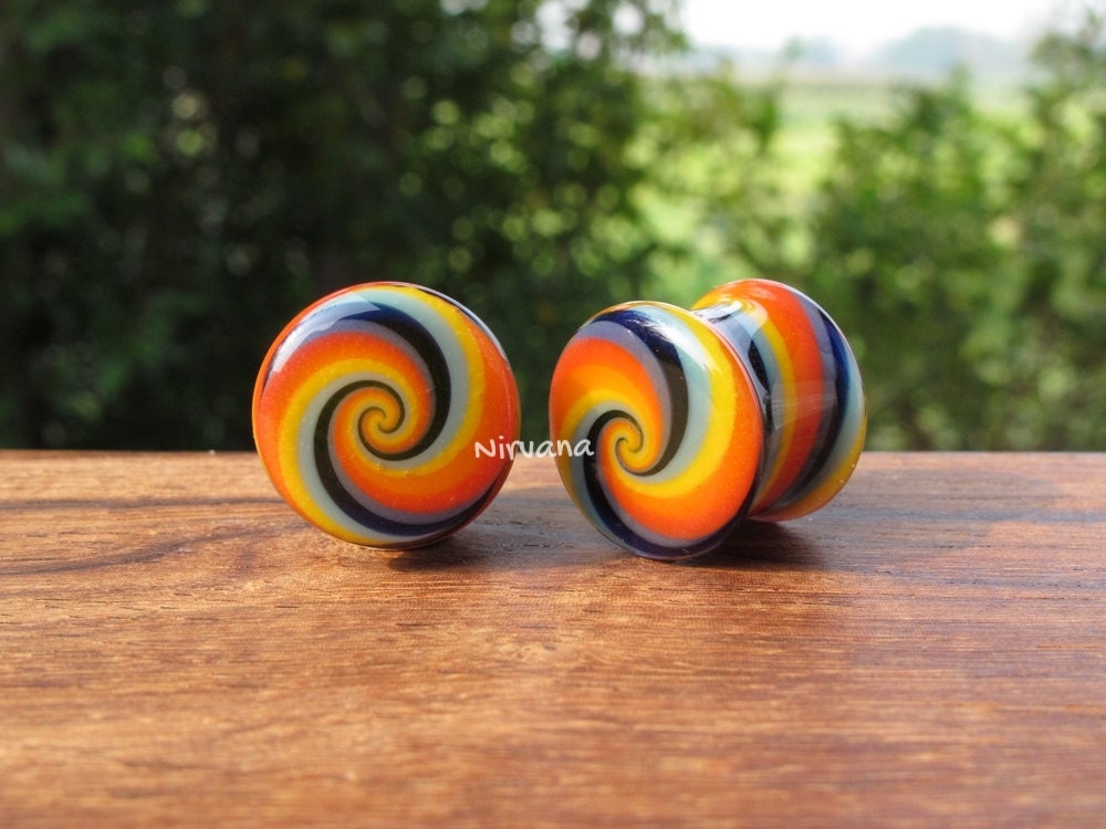 1 Pair (2 Pieces) Rainbow Striped Candy Spiral Glass Plugs