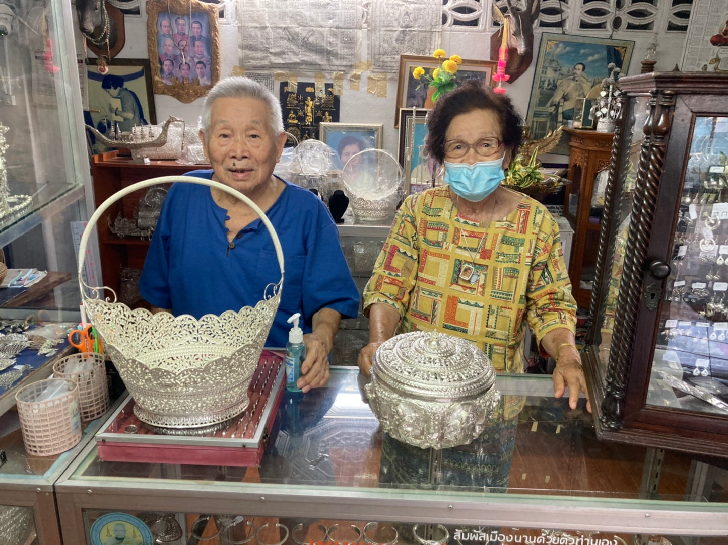 Antique Silver Thai Ceremonial Bowl with a Custom Made Top by Thai National Artist In Northern Thailand