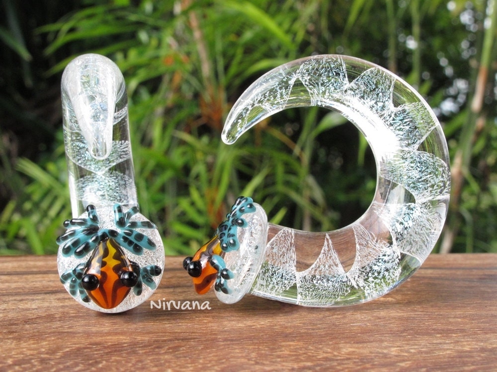 1 Pair (2 Pieces) Sunburst Poison Pyrex Glass Tree Frog Claws with Translucent Dichroic Background