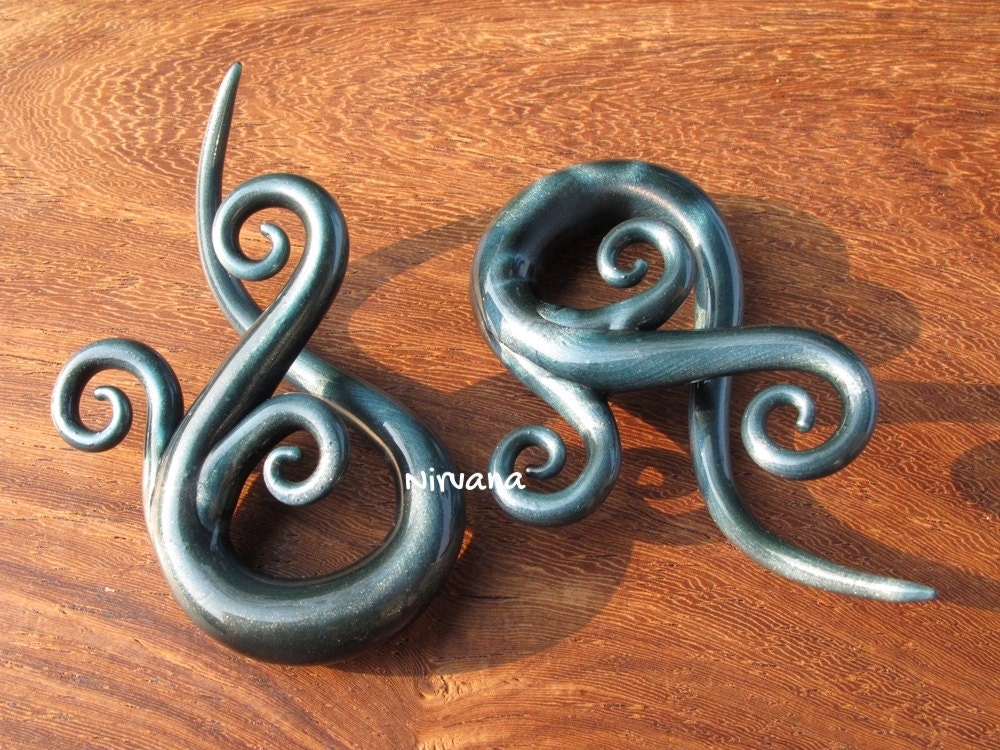 1 Pair (2 Pieces) Unobtanium Bonita Ear Spirals