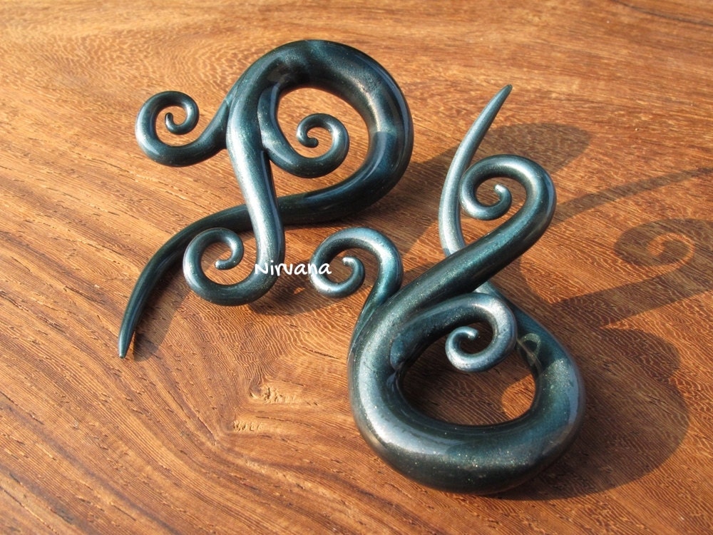 1 Pair (2 Pieces) Unobtanium Bonita Ear Spirals