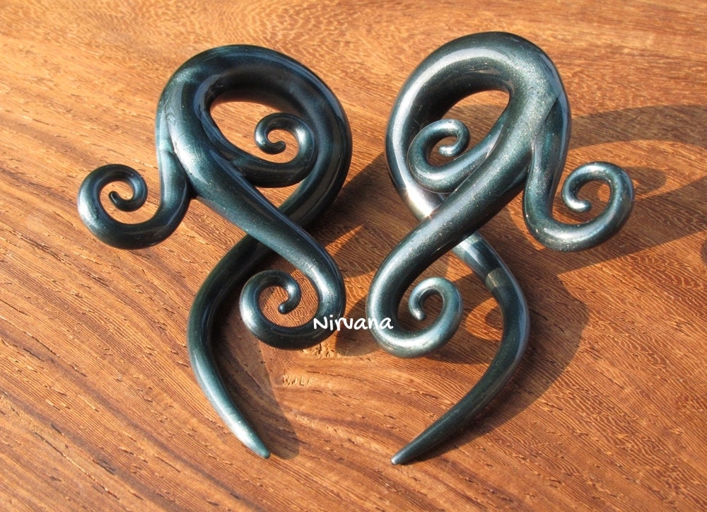 1 Pair (2 Pieces) Unobtanium Bonita Ear Spirals