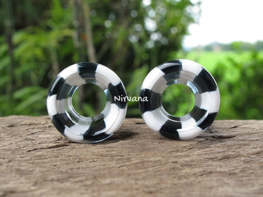 1 Pair (2 Pieces) Black & White Parallel Line Tunnels Glass