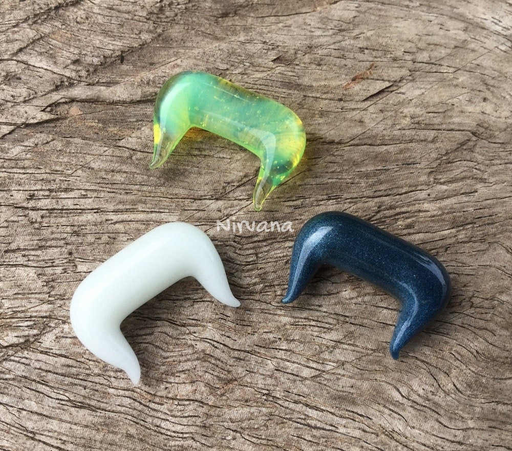 1 Pair (2 Pieces) Glass Septum Retainer