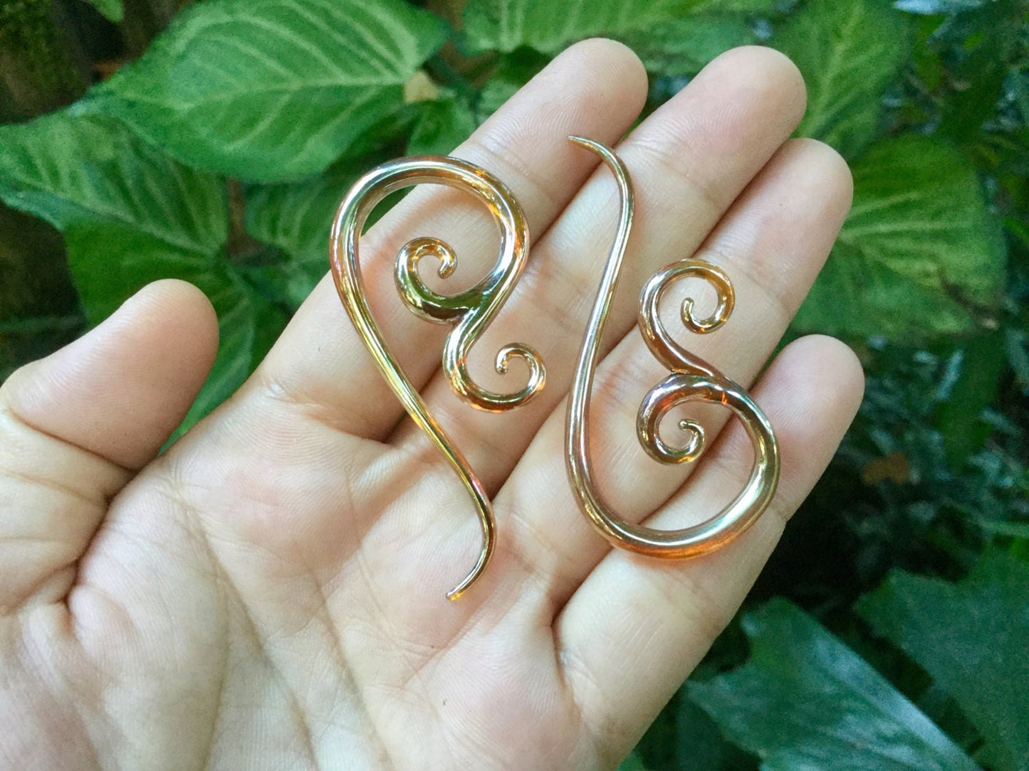 1 Pair (2 Pieces) Real Silver/Gold Color Glass Venus Spirals
