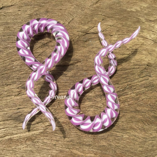 1 Pair (2 Pieces) Mauve & White Double Twist Ear Shapes Glass
