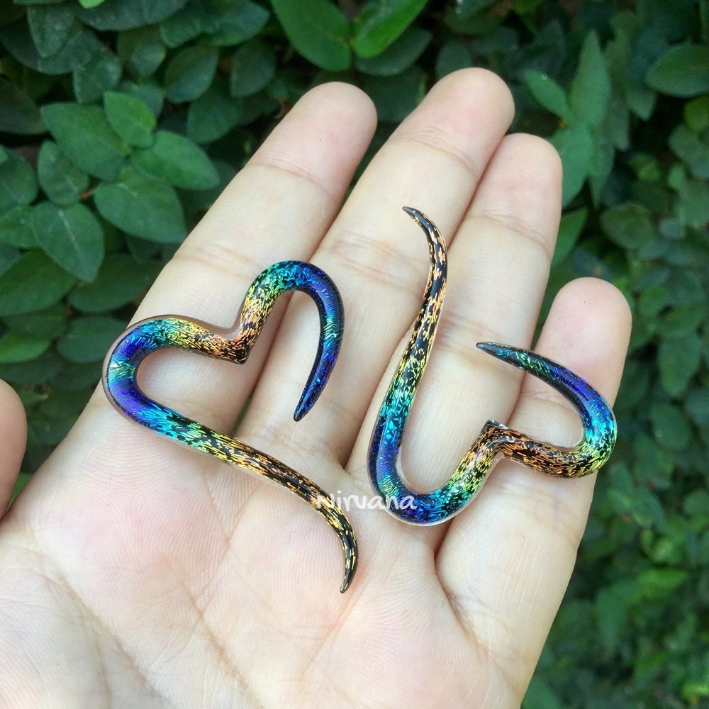 1 Pair (2 Pieces) Aquatic Rainbow Dichroic Glass Heart Spirals