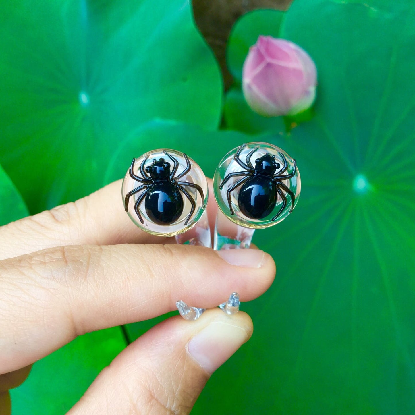 1 Pair (2 Pieces) Black Widow Spider Claws
