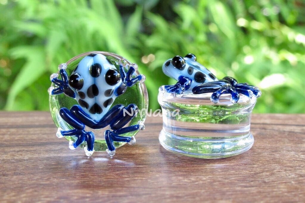 1 Pair (2 Pieces) Sky Blue Frogs with Black Spots Glass Plugs