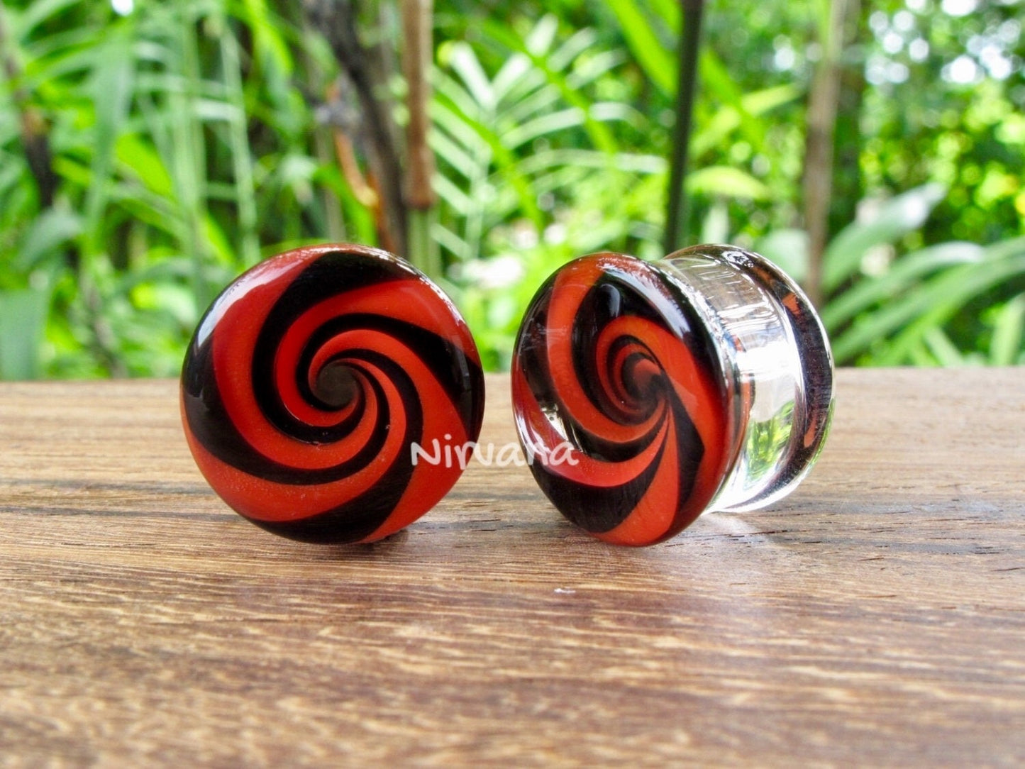 1 Pair (2 Pieces) Tornado Plugs Red & Black