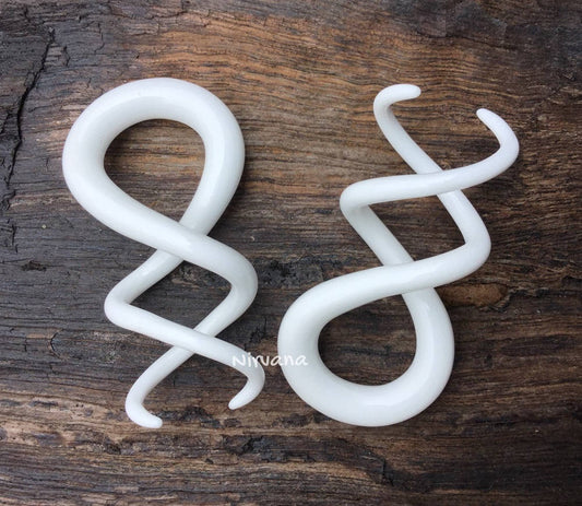 1 Pair (2 Pieces) White Cork Screw Spirals