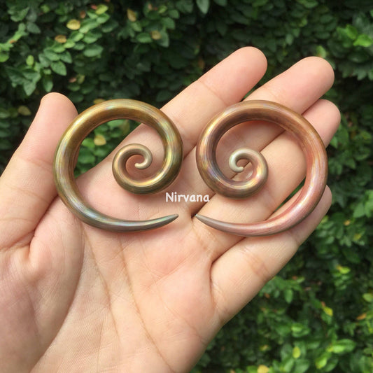 1 Pair (2 Pieces) Antique Metallic Earth Glass Super Spirals