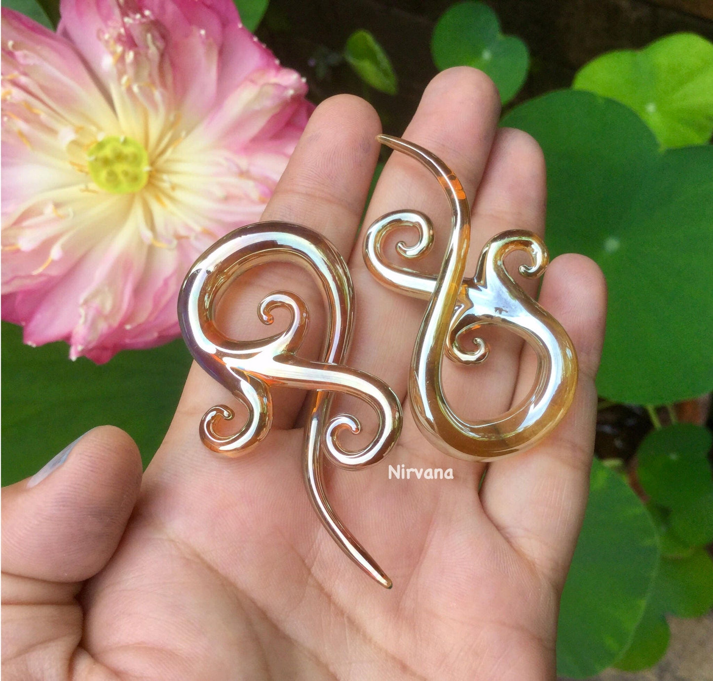 1 Pair (2 Pieces) Real Silver/Gold Color Glass Bonita Spirals