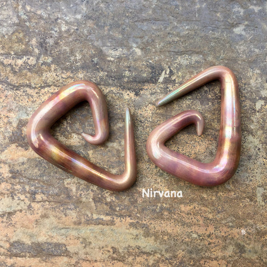 1 Pair (2 Pieces) Antique Metallic Earth Glass Triangle Spirals