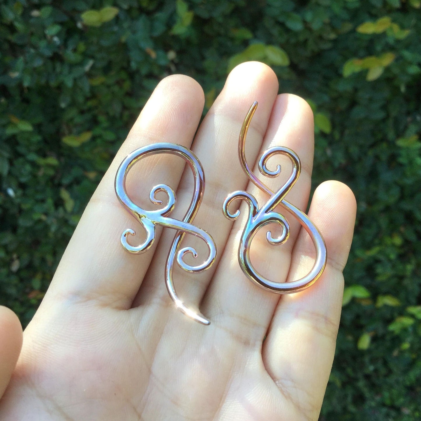 1 Pair (2 Pieces) Real Silver/Gold Color Glass Bonita Spirals